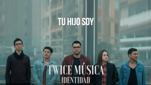 Twice Música : Identidad